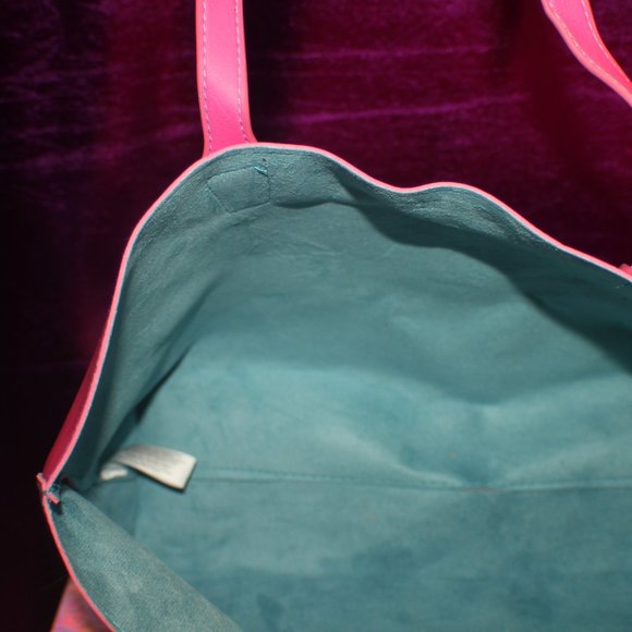 PINK REVERSIBLE JUICY COURTURE BAG - Picture 9 of 10